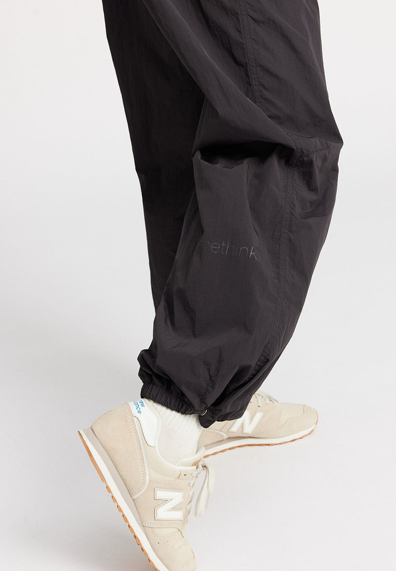 Rethinkit Track Loose Pants Palma Trousers 0022 almost black