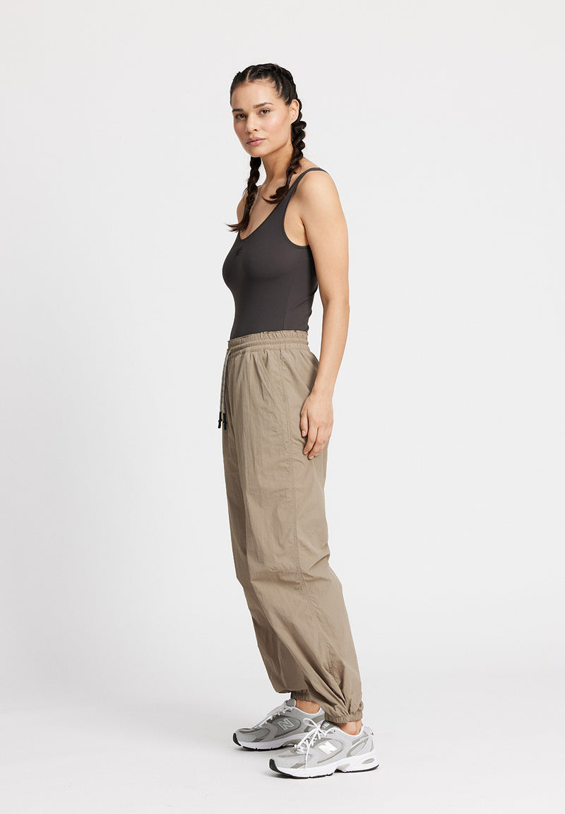 Rethinkit Track Loose Pants Palma Trousers 3331 fallen rock
