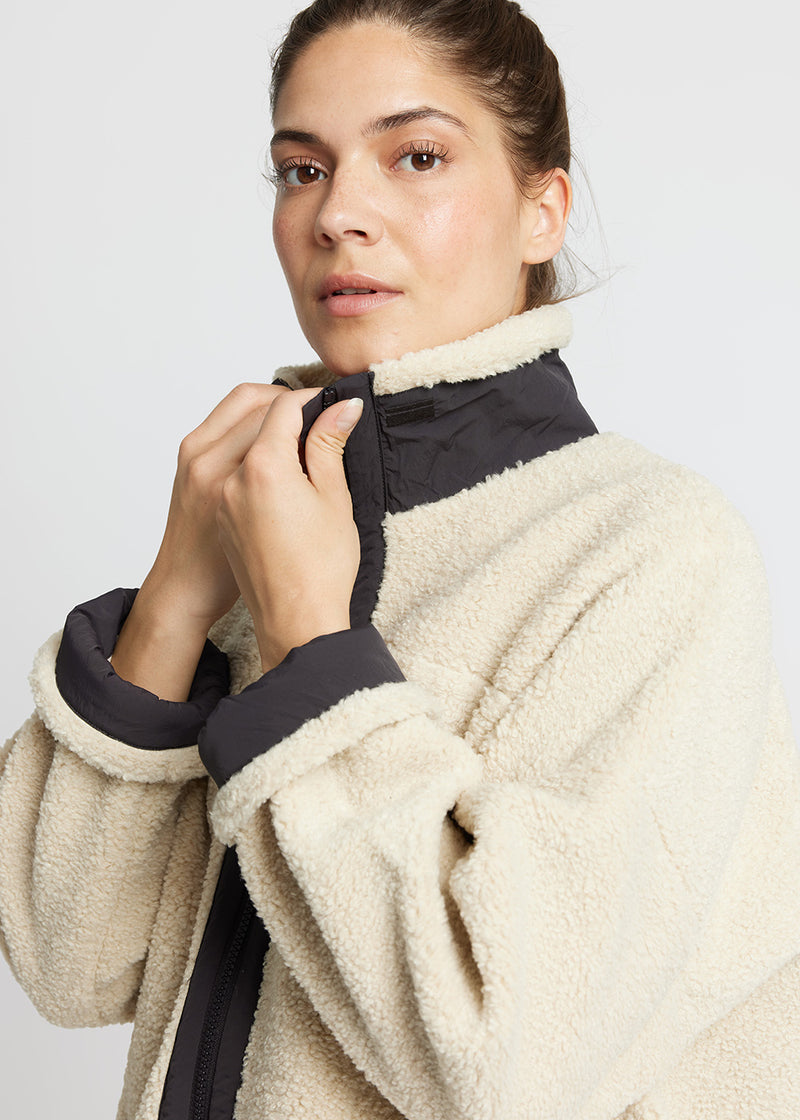 Rethinkit Long Fuzzy coat Larvik Jackets 3356 sandshell